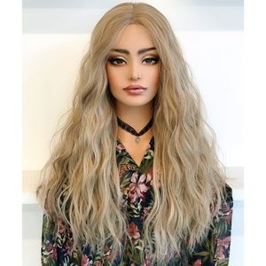 24" Ash Blonde Lace Wig Long Wavy | Abigail